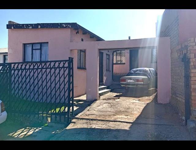 1 BEDROOM HOUSE FOR SALE IN DIEPKLOOF
